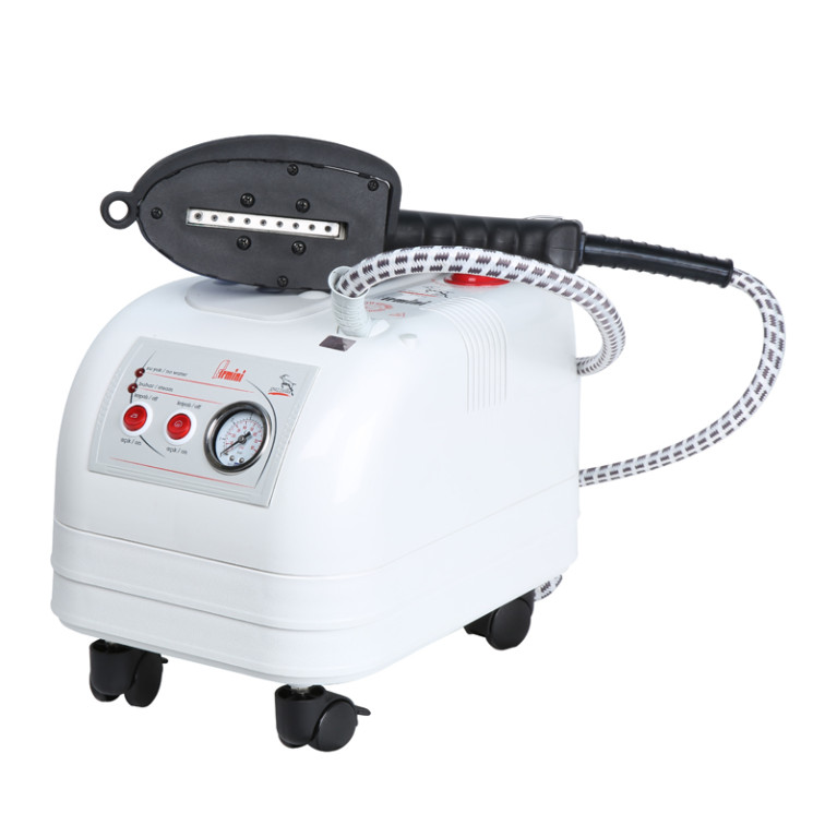 Парогенератор с паровой щеткой (двустор) Silter 2004/FD 2 литра.