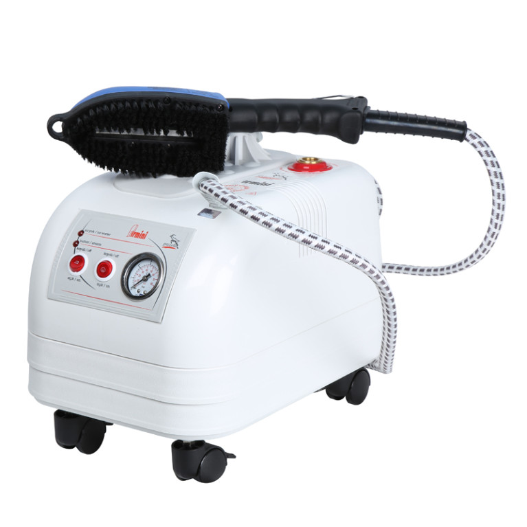 Парогенератор с паровой щеткой Silter 2004/F 2 литра.