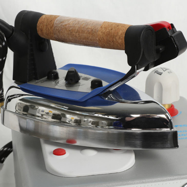 Парогенератор с утюгом Type Special I-P8/2035 3,5 литра