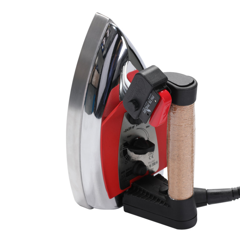 Утюг электропаровой Silter STB-200 H (2,7 кг)